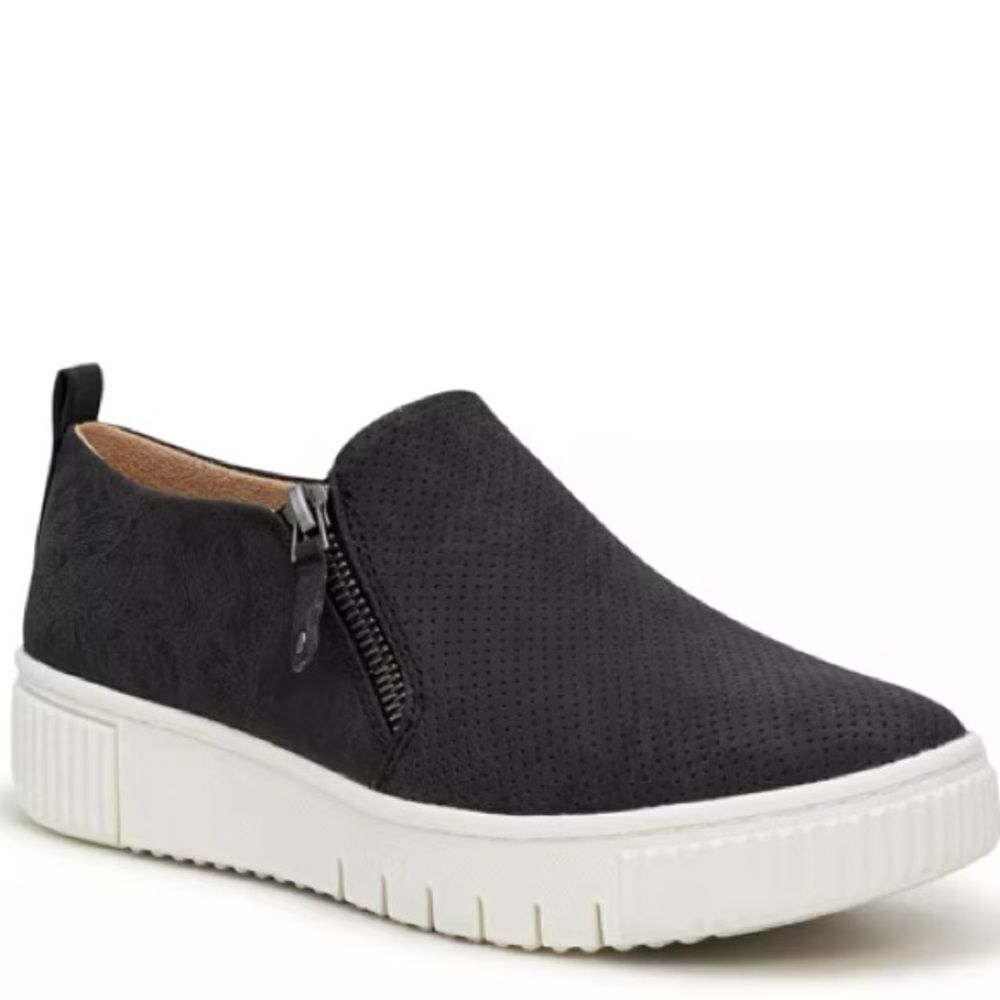 SOUL Naturalizer Women's Turner Slip-On Sneaker zip up faux suede 8